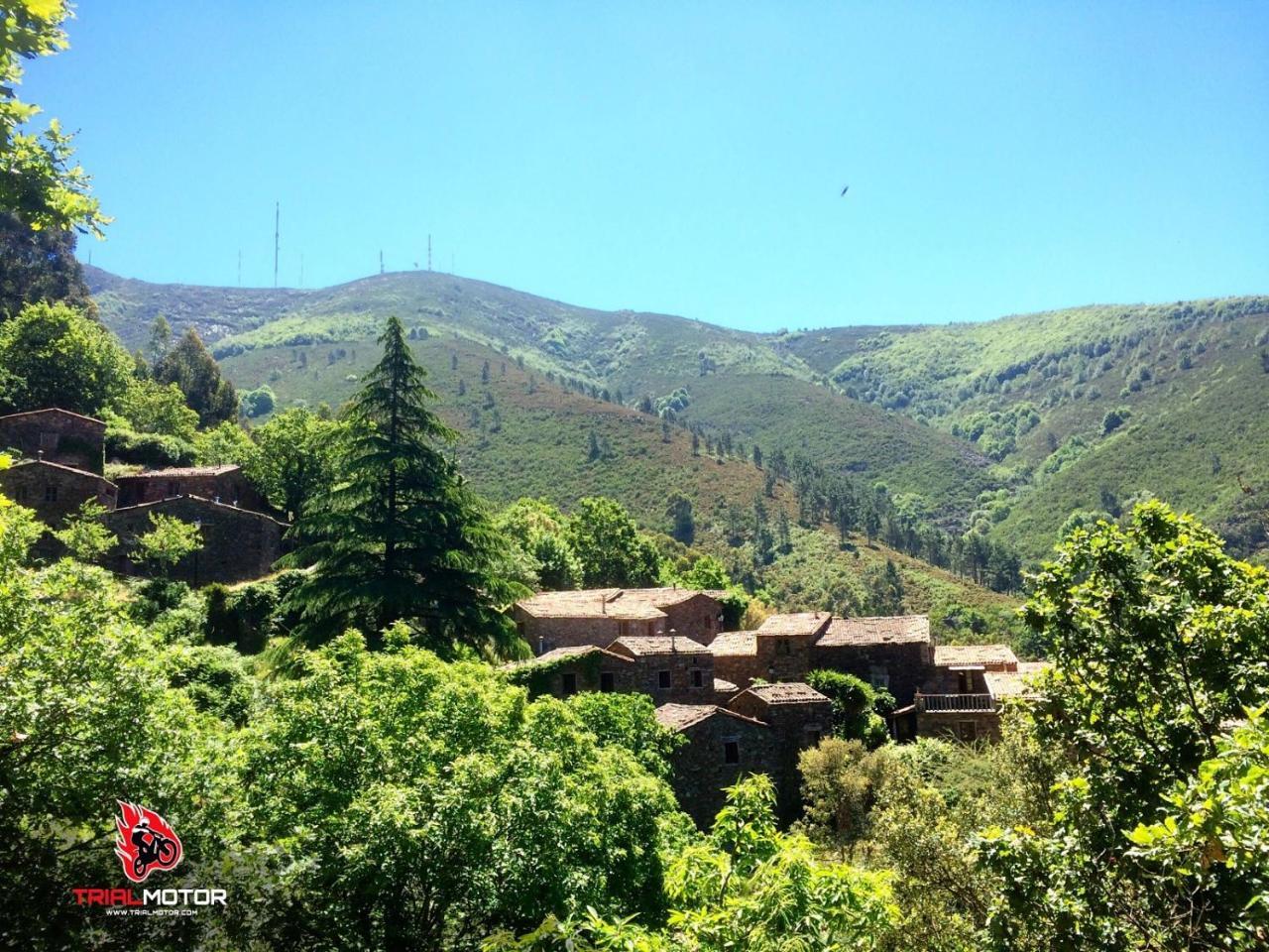 Quintal De Alem Do Ribeiro-Turismo Rural Lousã Esterno foto